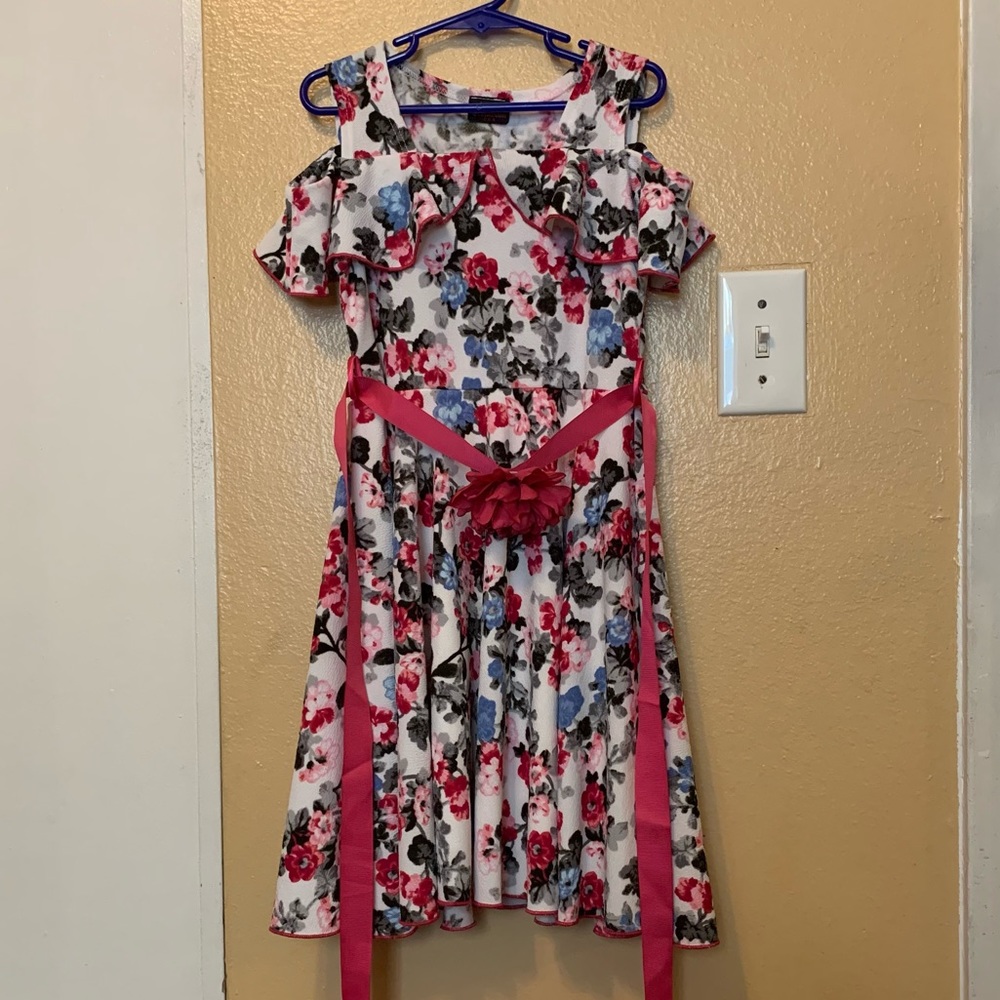 Girl’s Floral Dress